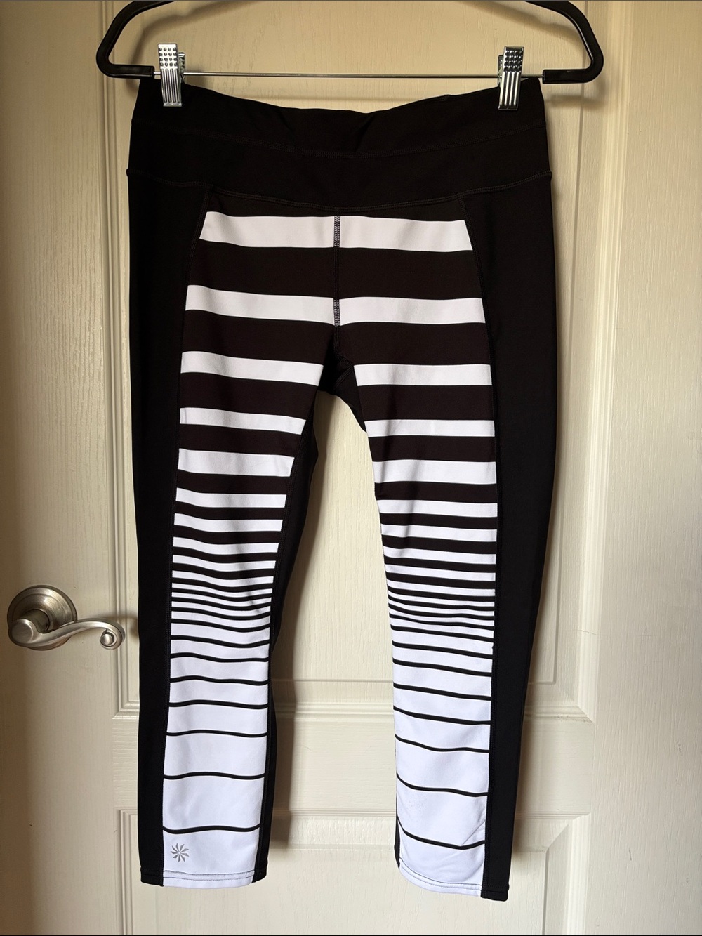 Athleta Black & White Striped Crop Leggings Size M